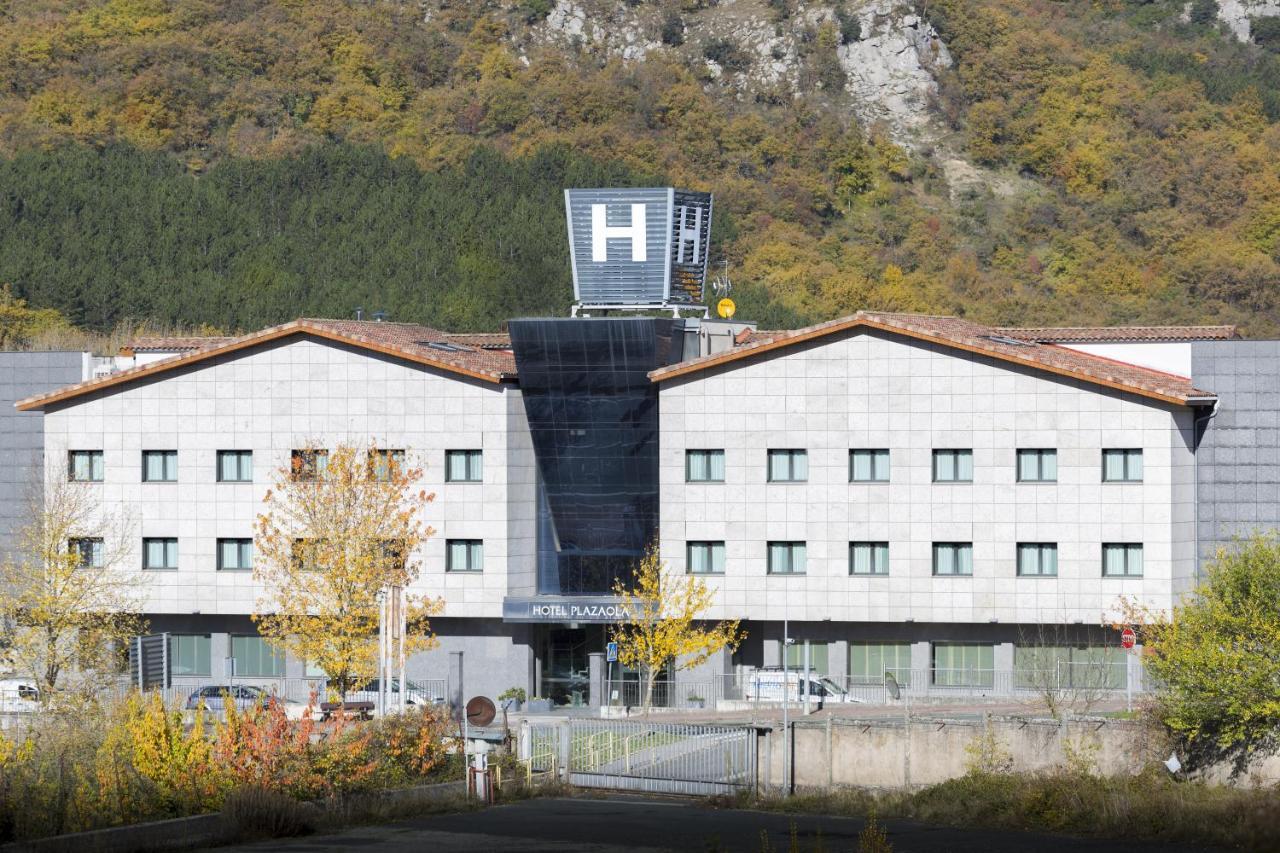 Hotel Plazaola Irurtzun Eksteriør billede