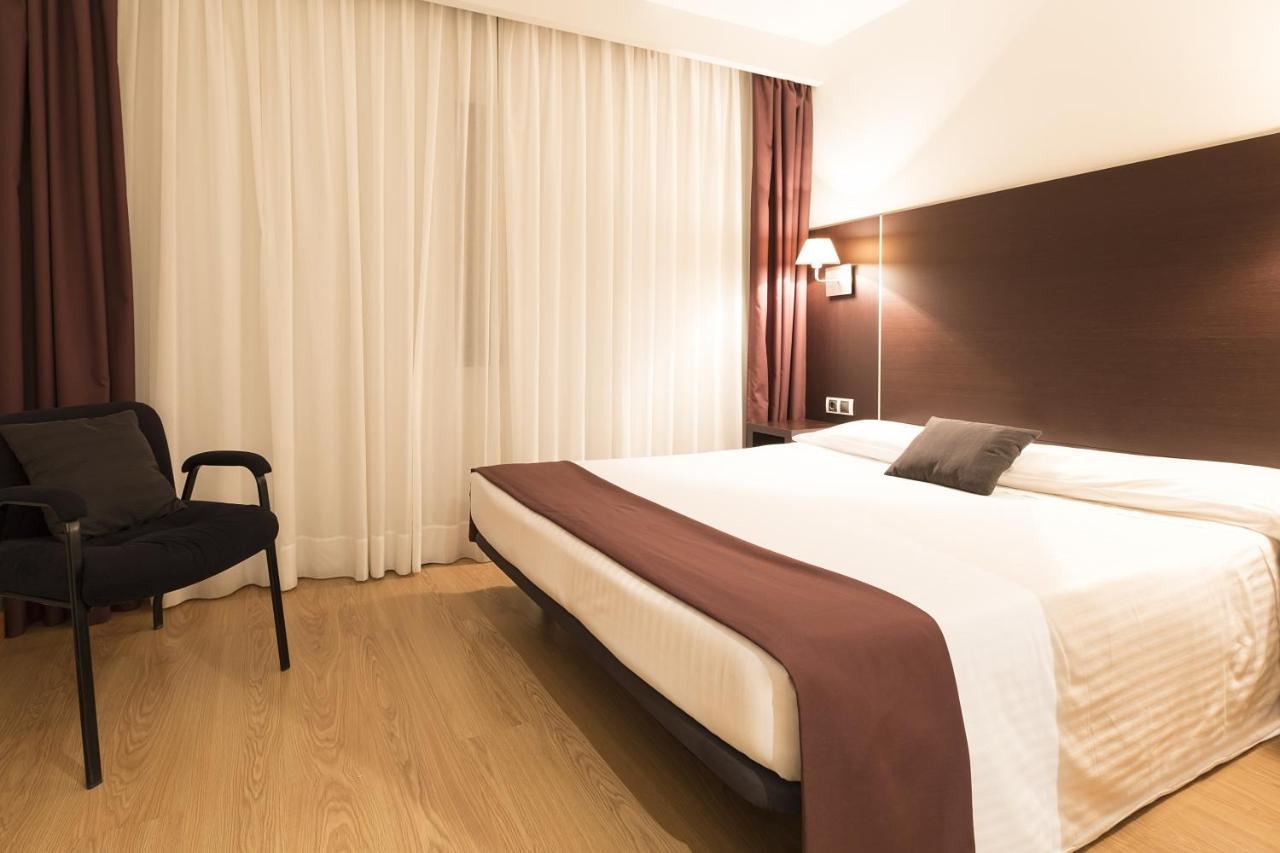 Hotel Plazaola Irurtzun Eksteriør billede