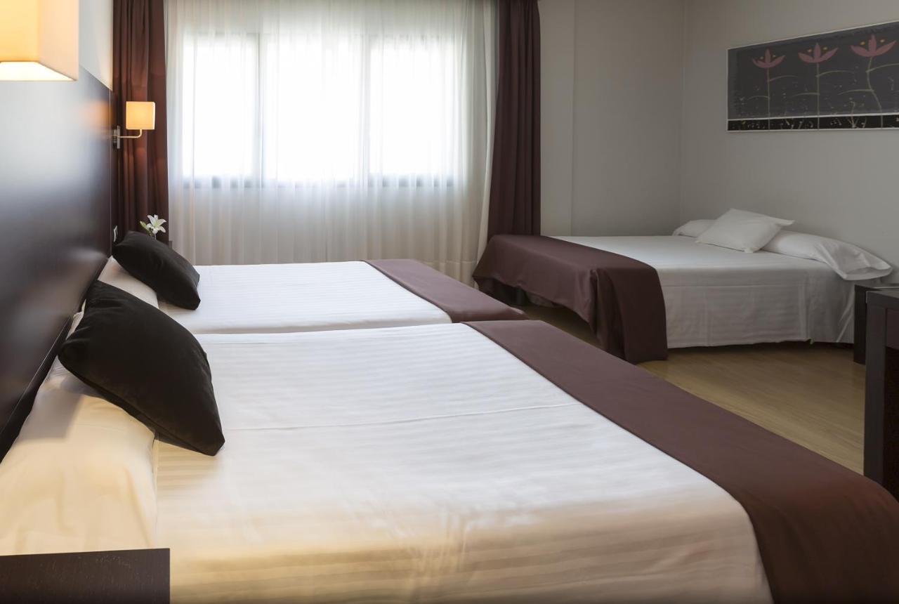 Hotel Plazaola Irurtzun Eksteriør billede