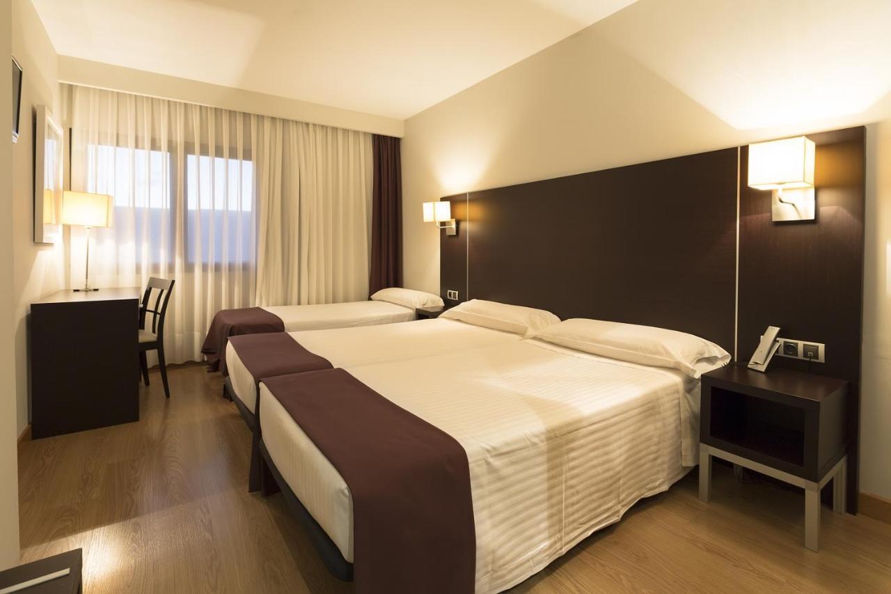Hotel Plazaola Irurtzun Eksteriør billede