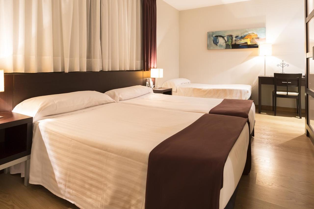 Hotel Plazaola Irurtzun Eksteriør billede